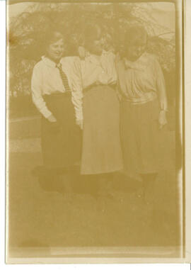 April 1922. Three women.
