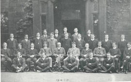 City of Leeds Training College 1910-11 Group photograph